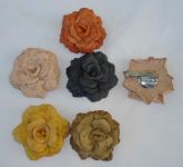 broche/camélia