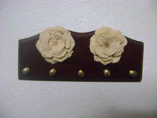 porta-chave/ camélia